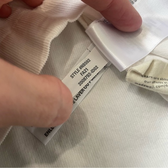 🚨 3 for $25 - Madewell Corduroy Shirred-Sleeve Button-Front Top - Picture 10 of 13